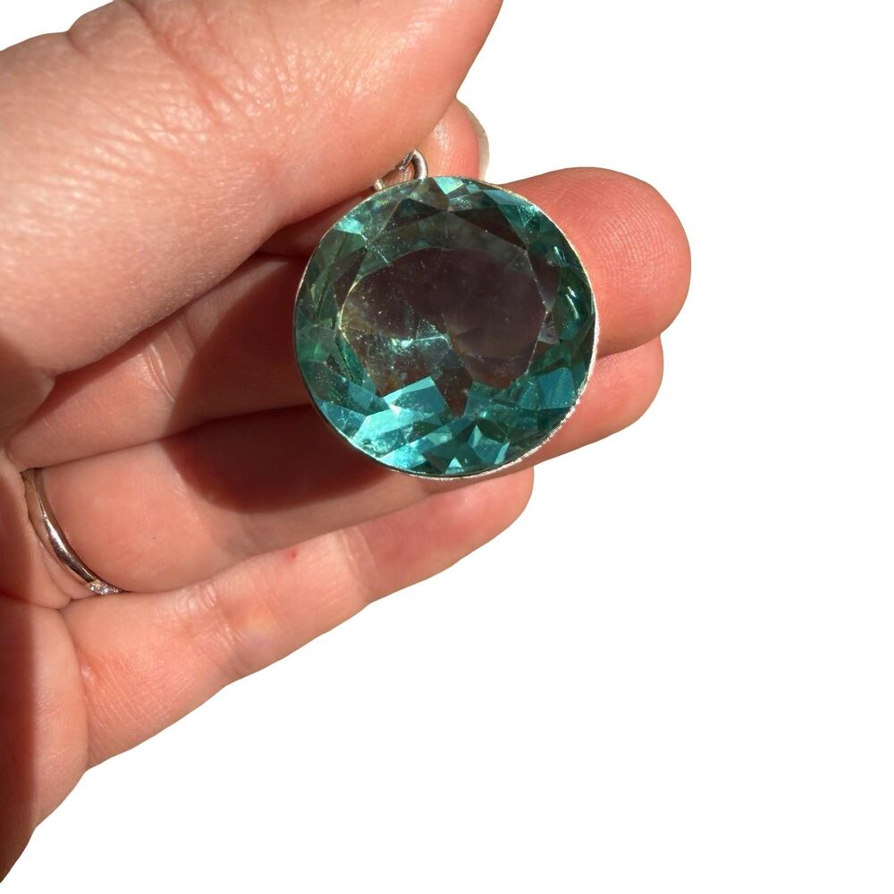 Round Aquamarine Pendant in Sterling Silver 925
